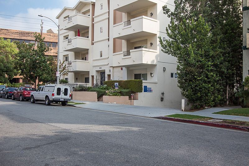 1st image of 1726 S Bentley Ave #404