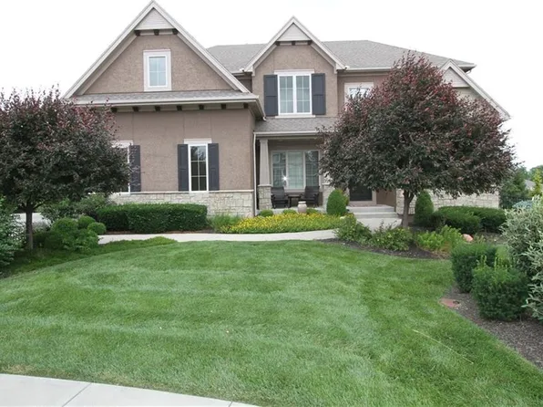 8130 Millridge St, Lenexa, KS 66220