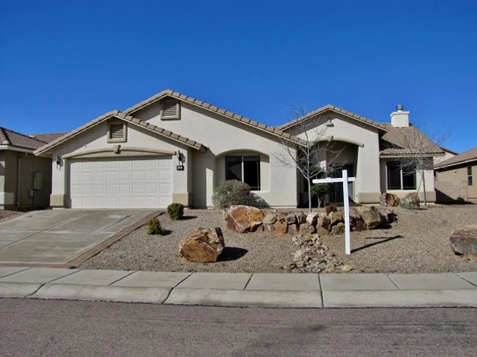1956 Willow Oak Ln