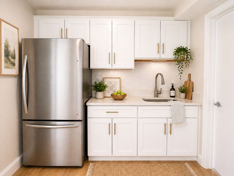 Sink & Fridge