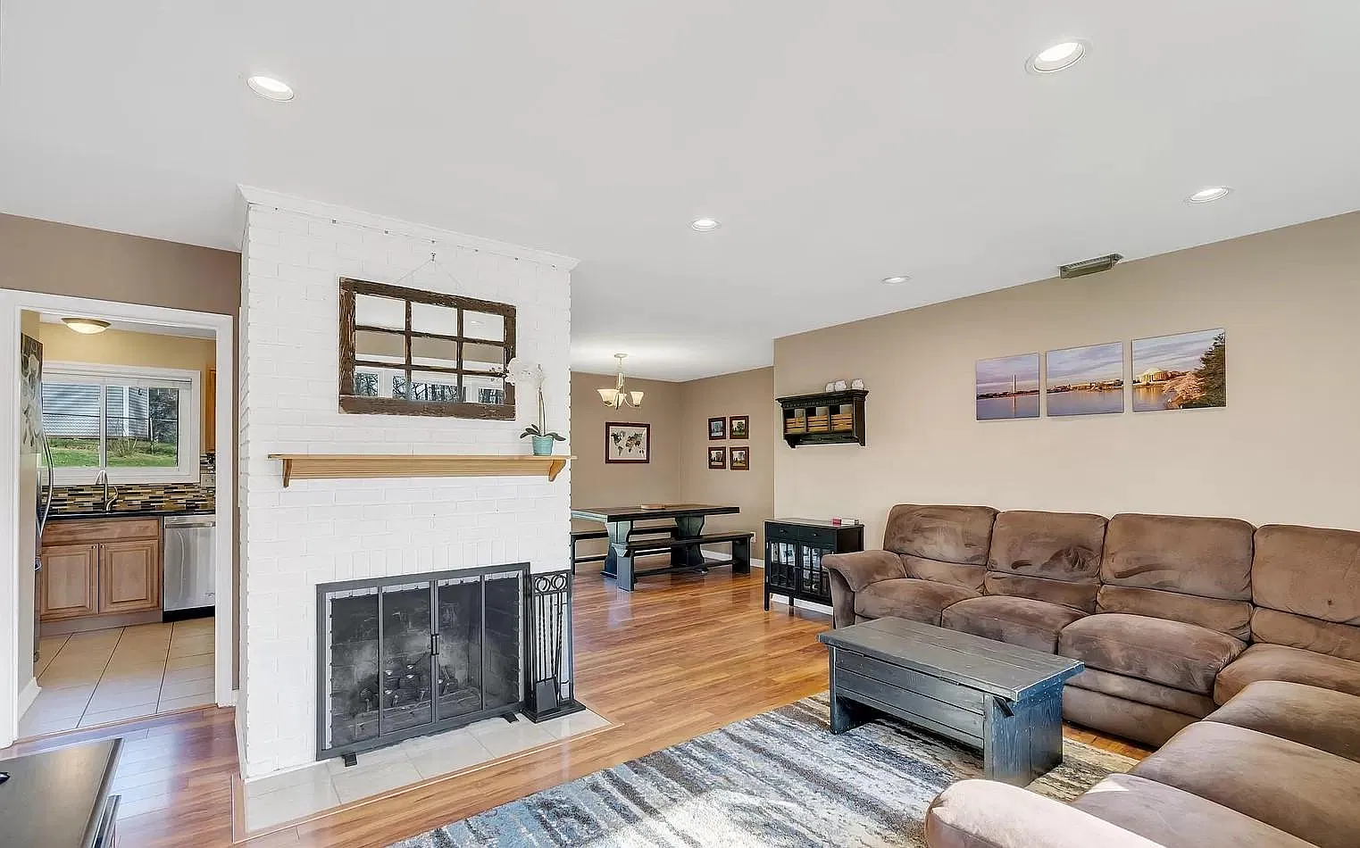 3 bed, 1450 sqft, $3,750 — Photo 2