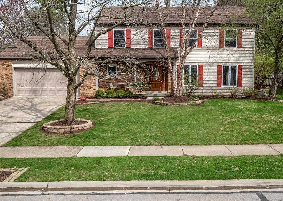 1st image of 132 Spring Creek Dr
