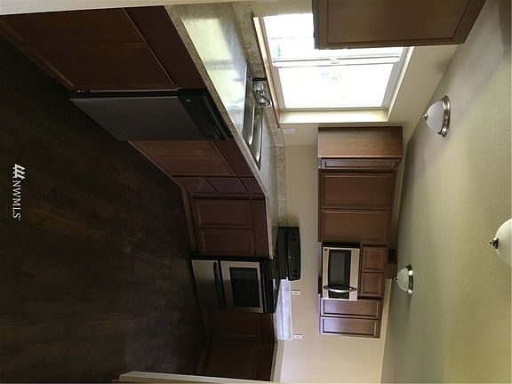 2nd image of 13813 215th Avenue Ct E
