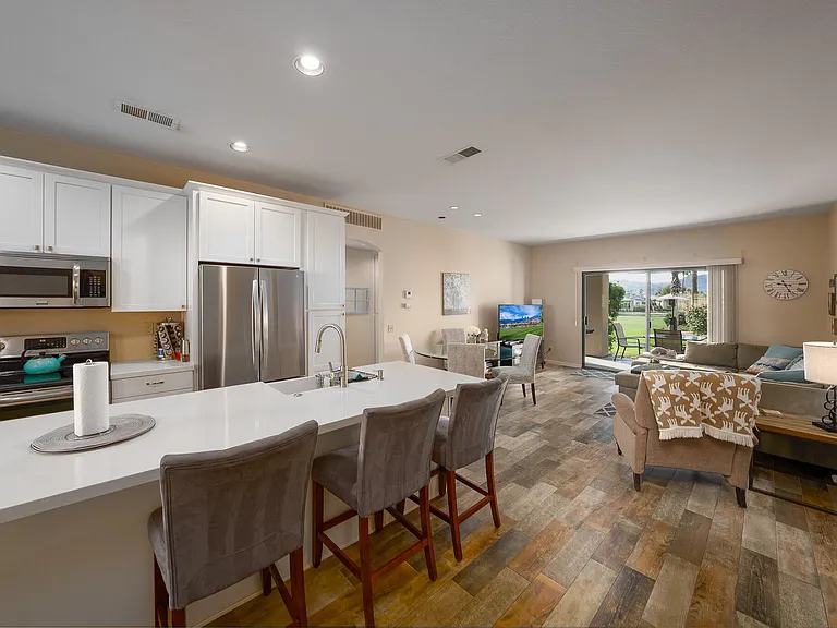 67663 Lagos Way #67663 — Photo 3