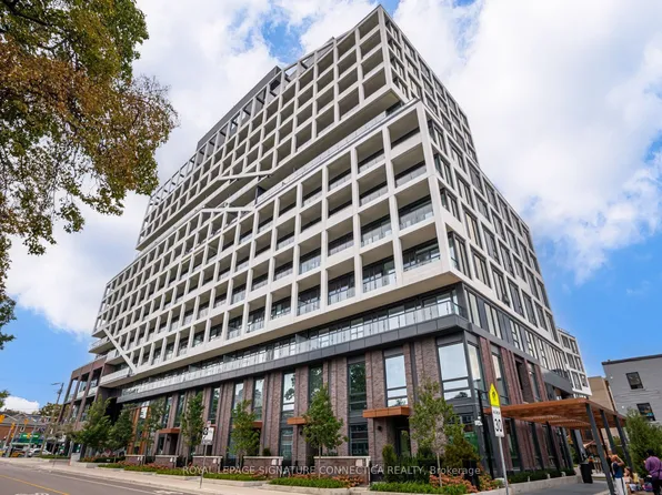 115 Denison Ave #107, Toronto, ON M5T 0E6