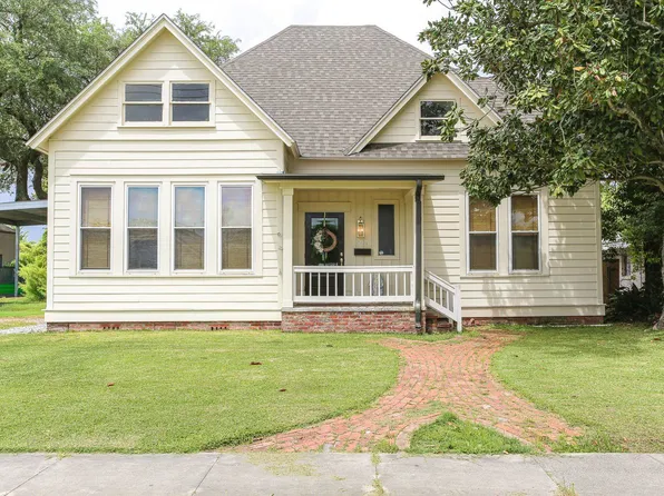 643 7th St, Lake Charles, LA 70601