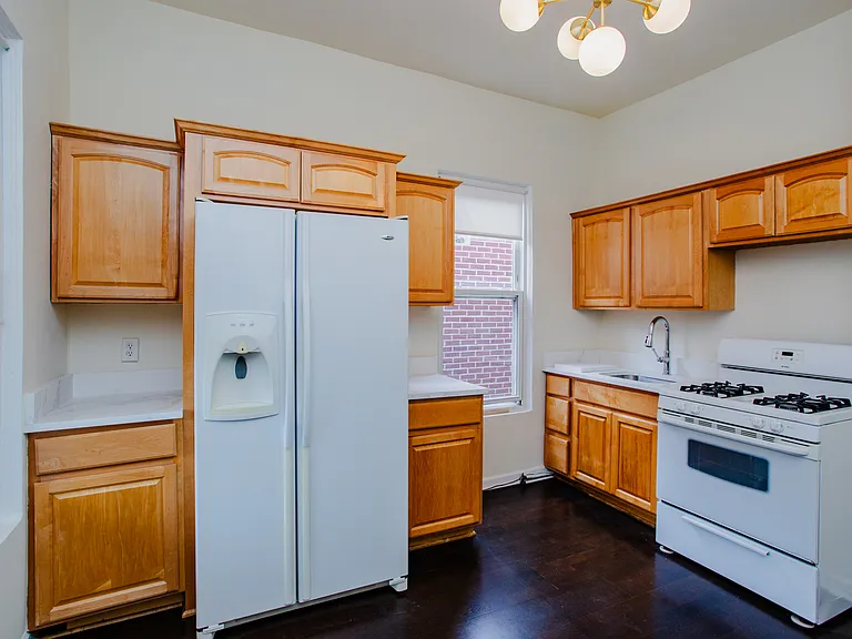 3607 S Emerald Ave #1 — Photo 6