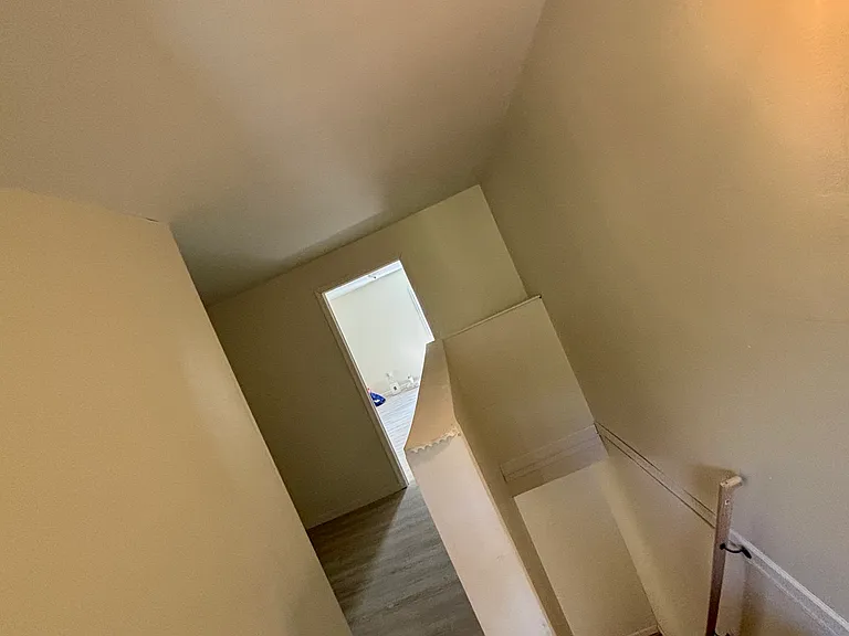141 Horton St — Photo 12