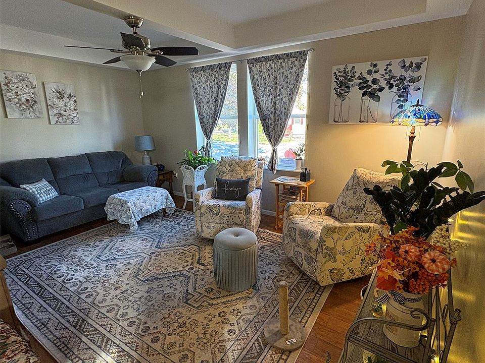 421 Brown St, photo 8