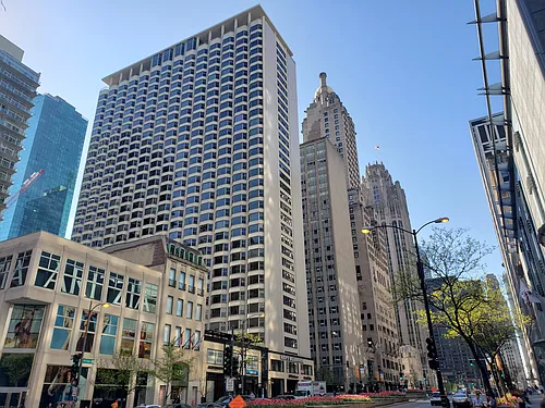 535 N Michigan Ave Photo 1