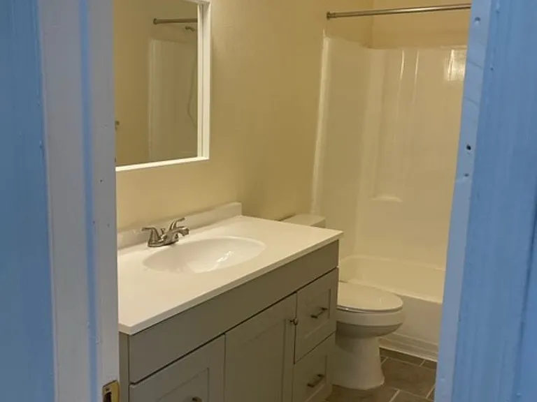 362 Ridgewell Ave #C — Photo 12