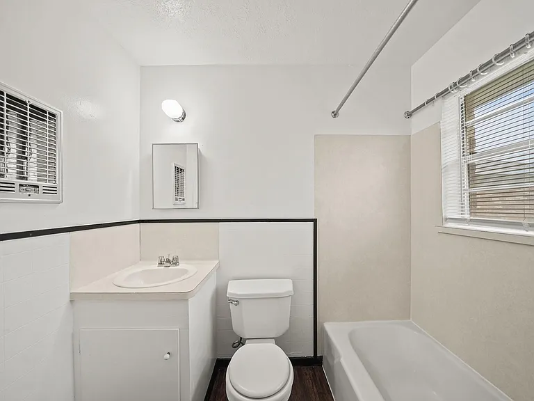 322 Pinedale Ave — Photo 7