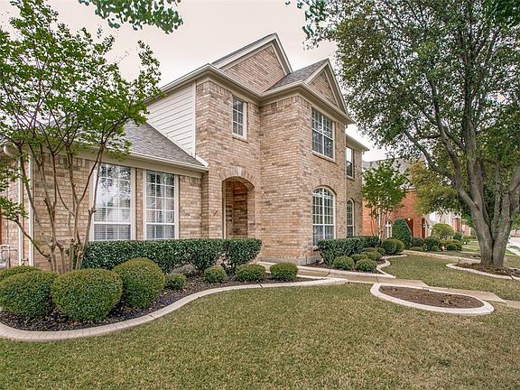 2nd image of 1603 Highland Oaks Dr