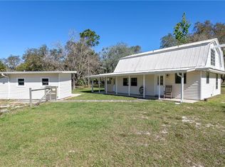 425 Shady Woods Rd, Geneva, FL 32732