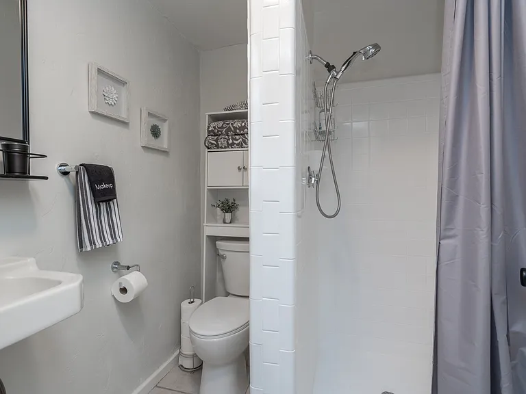 3300 E Bellevue St #2 — Photo 8