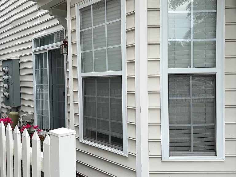 2014 Gentry St — Photo 2