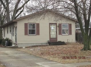 232 40th St SW, Wyoming, MI 49548