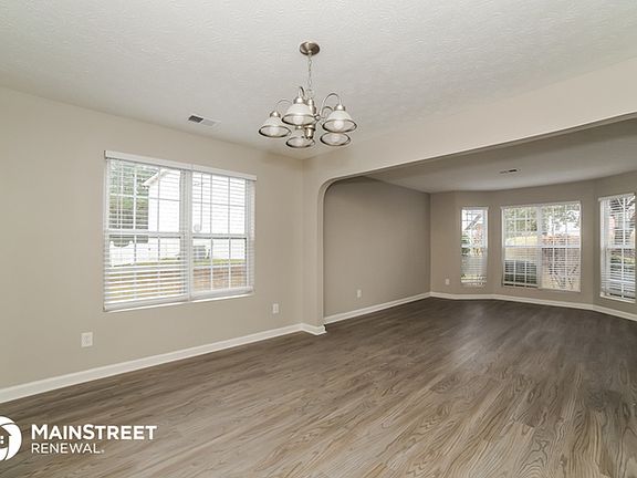 5th image of 6698 Princeton Park Ct