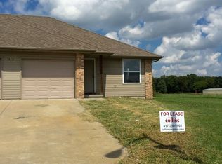 412B N Comanche, Clever, MO 65631
