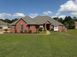 5814 Cathedral Dr, Texarkana, AR 71854