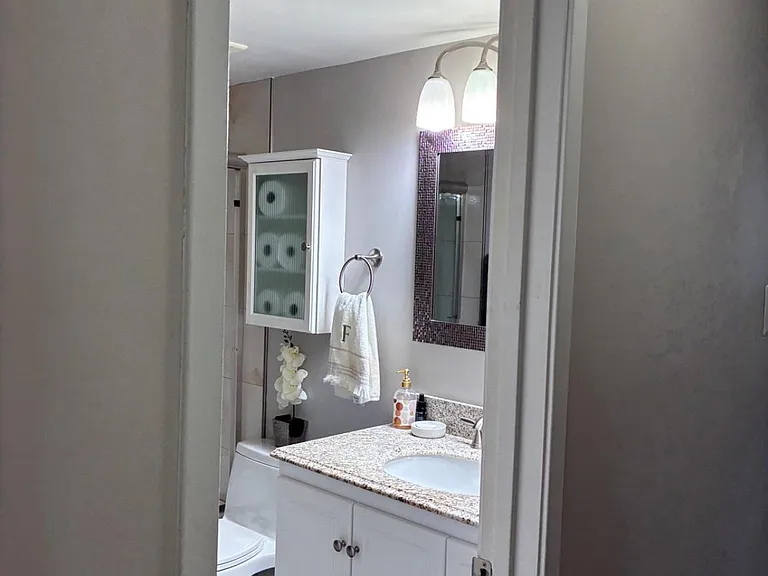 1800 Old Meadow Rd #101 — Photo 26