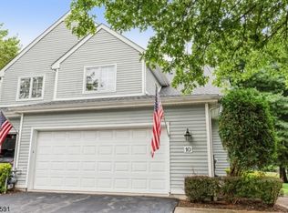 10 Ridge Dr N, Montville, NJ 07045