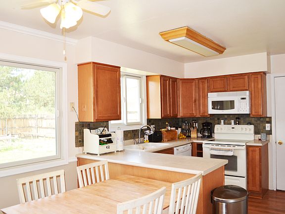 Clean and Spacious Kitchen.