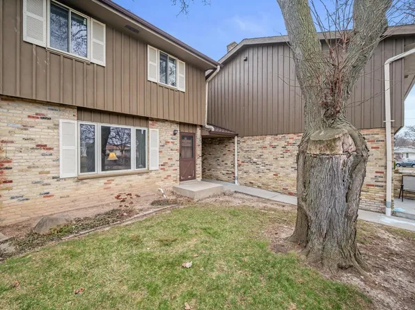 9806 West Morgan AVENUE, Milwaukee, WI 53228