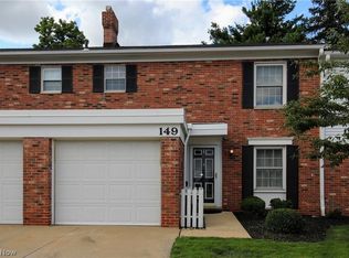 149 Drury Ln #149L, Mayfield Heights, OH 44124