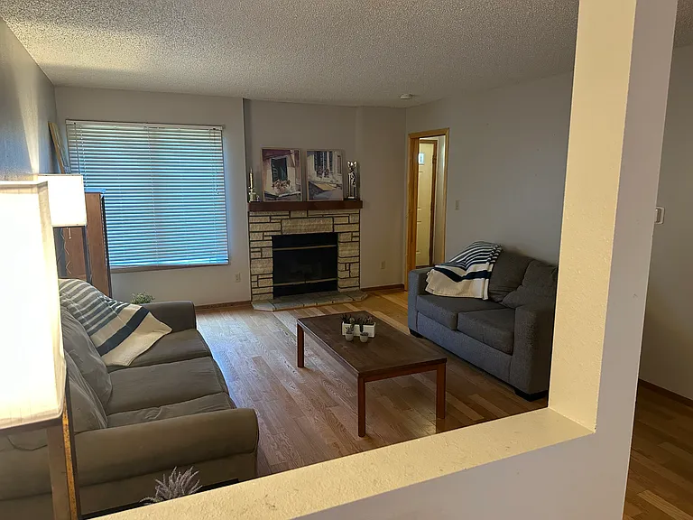 1156 Mormon Trek Blvd — Photo 5