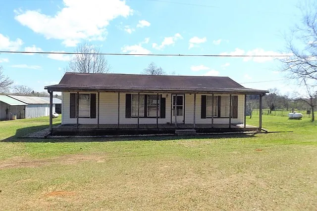 395 Old Latexo Rd photo 1