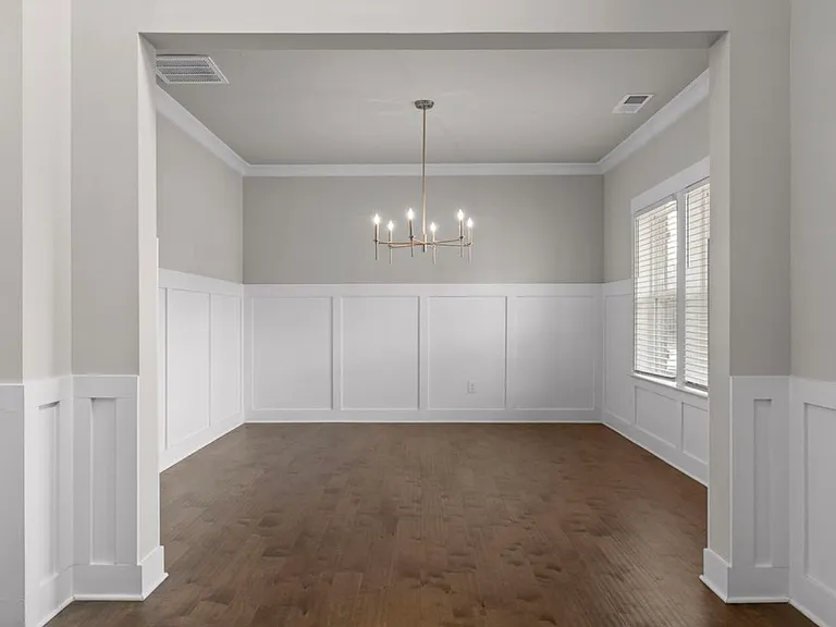 4787 Wellesley Dr — Photo 7