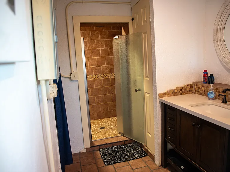 111 E Navajo Dr — Photo 16