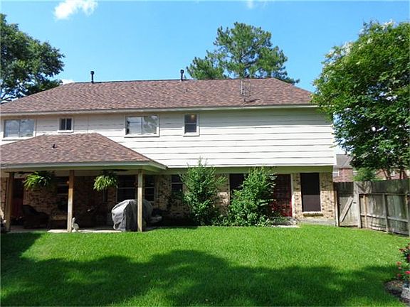 Rear Elevation take from the huge backyard
