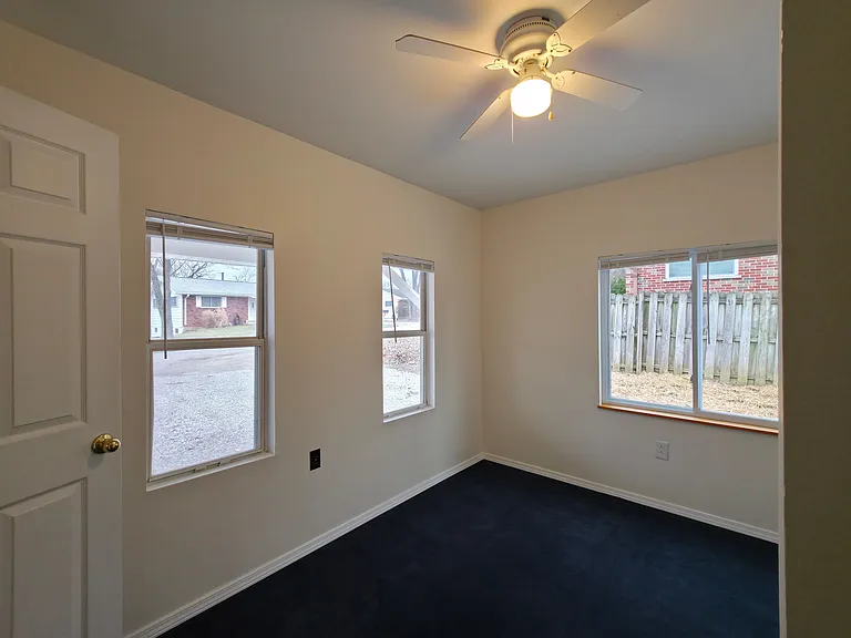 3125 Phils Dr — Photo 9