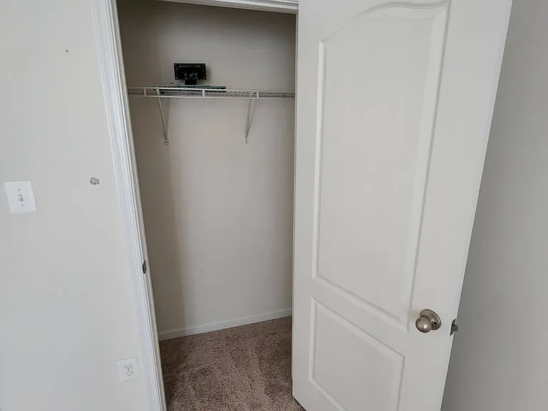 220 Ironwood Manor Dr — Photo 24