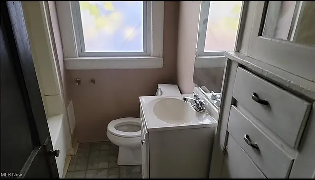 2 bed, 3061 sqft, $1,075 — Photo 3