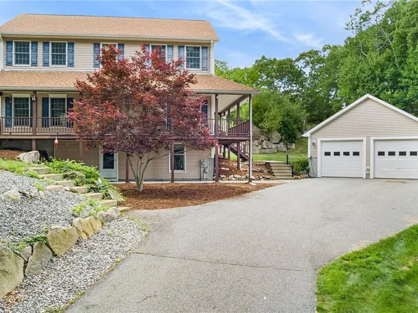 217 Howard Ave, Scituate, RI 02831