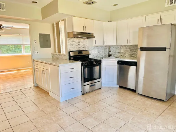 32 Judson St APT 12B, Edison, NJ 08837