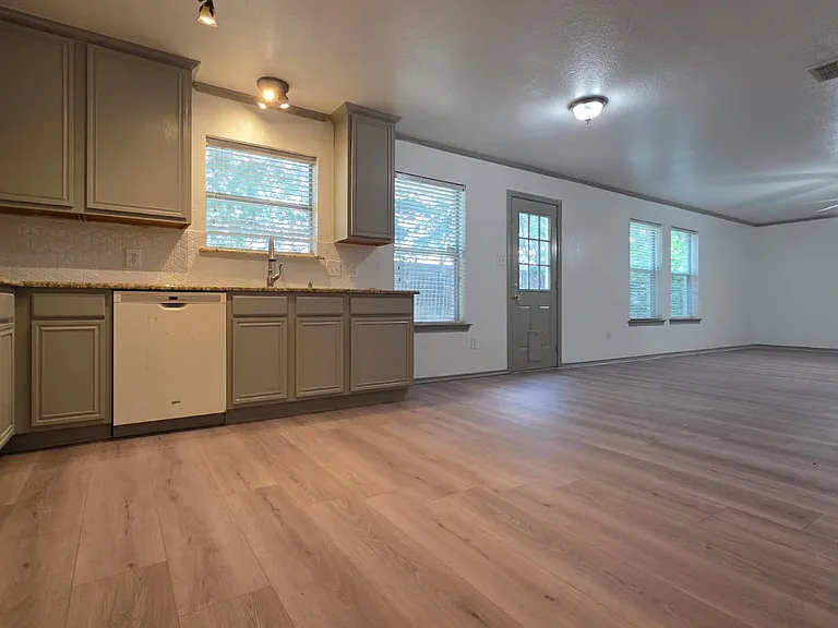 Kitchen view pic 2