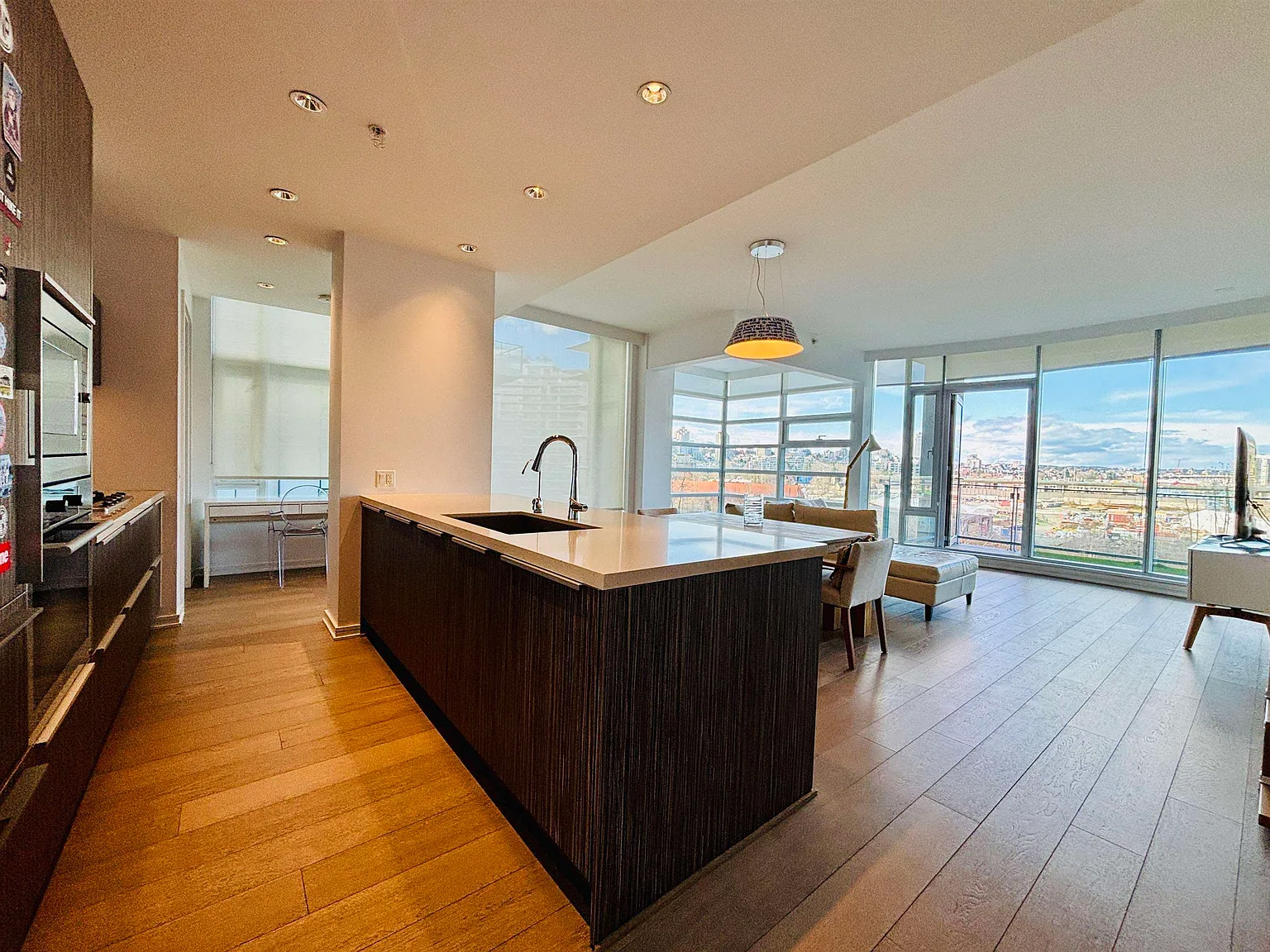 3 bed, 1429 sqft, $7,500 — Photo 4