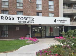 4 Kings Cross Rd #105, Brampton, ON L6T 3X8