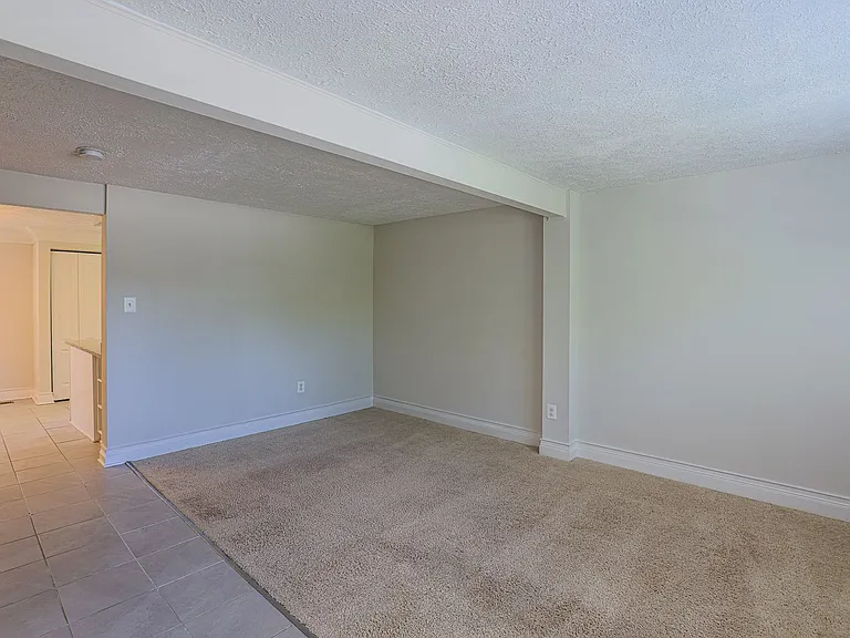 831 Comer Sq — Photo 4
