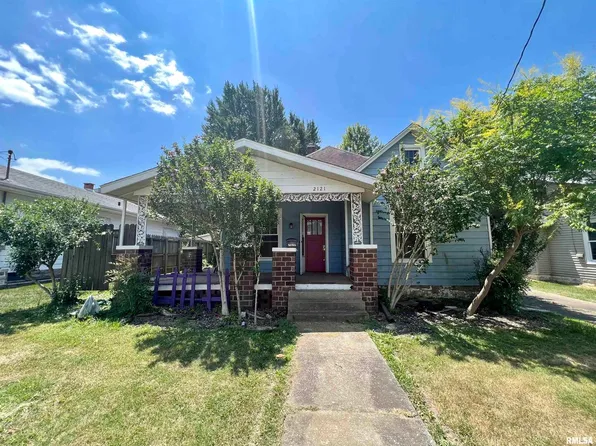2121 Clay St, Murphysboro, IL 62966