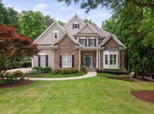 8316 Davishire Dr, Raleigh, NC 27615