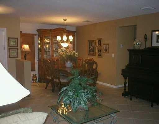 Custom Oak Window Treatments