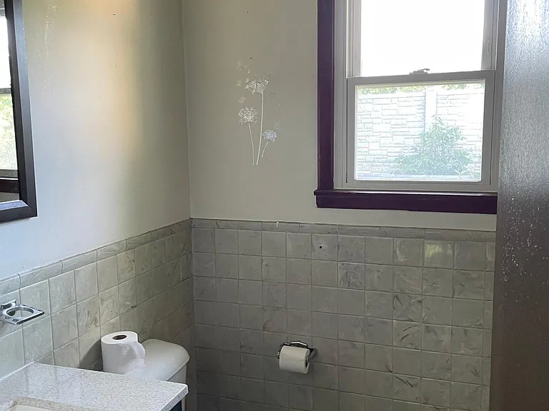 290 Louis Ave #A — Photo 4
