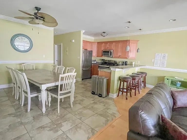 415 E 23rd Ave #100 — Photo 10
