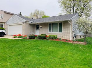 24512 Hampton Hill St, Novi, MI 48375