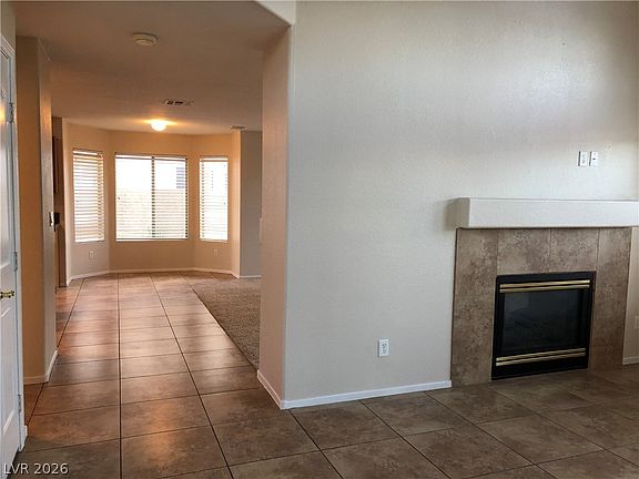 4th image of 9724 Sandmist Ave